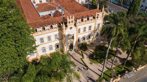 Ambulatório da Santa Casa de Curitiba, R. Rockefeller, 1450.